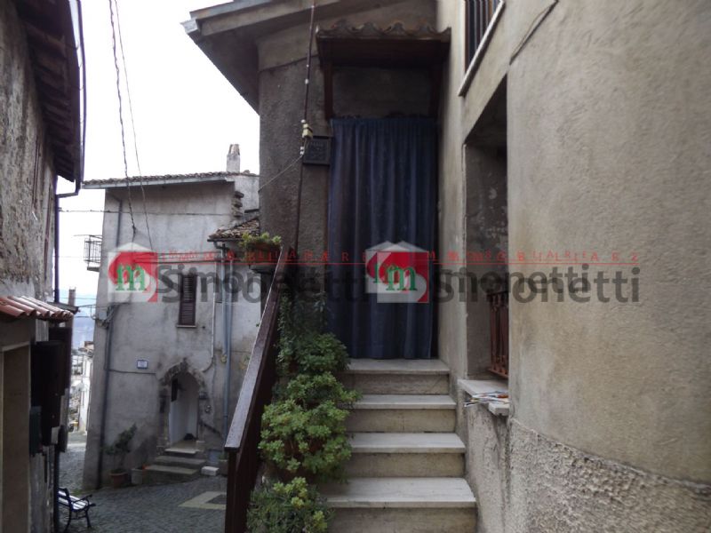 Appartamento Carsoli plaza delle erbe 1